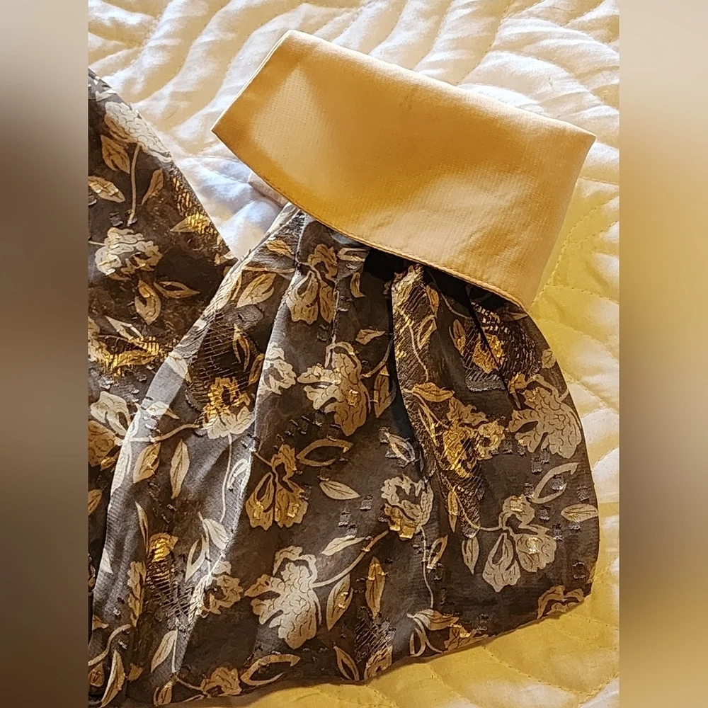 Anthropologie En Saison Wrap Blouse Brown Floral Jacquard Puff Sleeve Tie L NWT - Picture 14 of 16